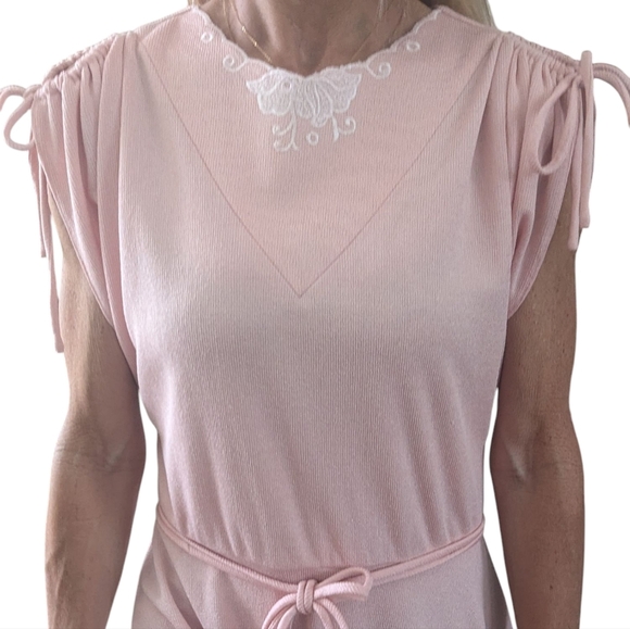 Vintage Fred Rothschild Flirty 70s 80s Pastel Pink Embroidery Full Midi Dress - Picture 6 of 9